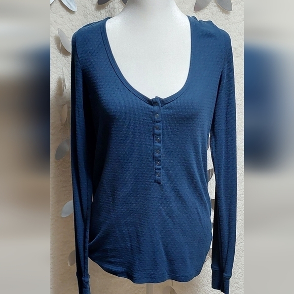 Long Sleeve Top,Universal Thread, Size XL, Blue - Picture 2 of 5